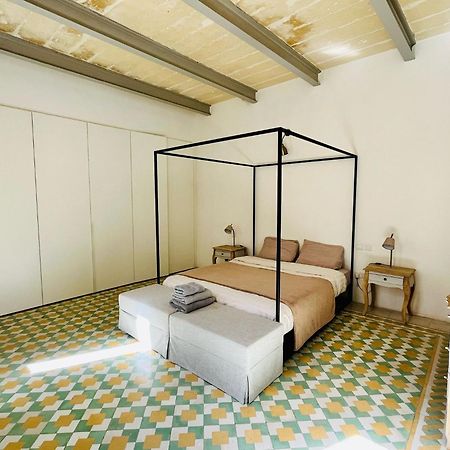 Cozy Charming Apartment In Old Bakery Street Валета Екстериор снимка